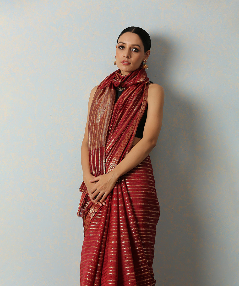 Wine_Handloom_Katan_Silk_Banarasi_Saree_With_Horizontal_Stripes_WeaverStory_01