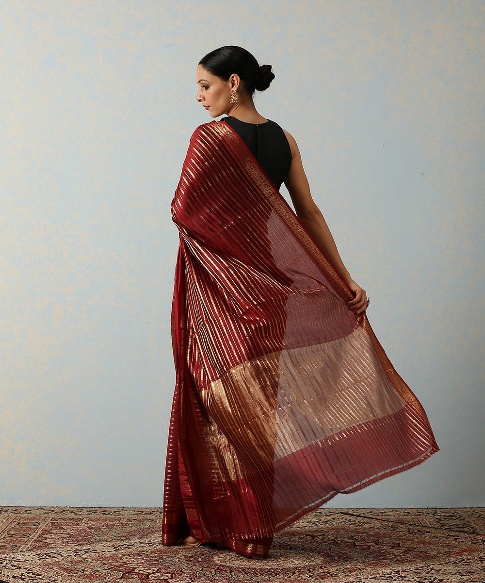 Wine_Handloom_Katan_Silk_Banarasi_Saree_With_Horizontal_Stripes_WeaverStory_03