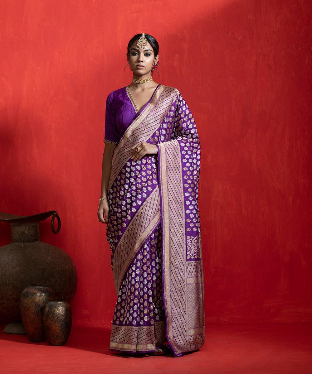 Purple_Handloom_Pure_Katan_Silk_Banarasi_Saree_With_Zari_Booti_WeaverStory_02