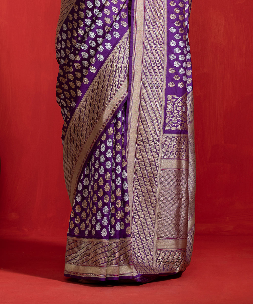 Purple_Handloom_Pure_Katan_Silk_Banarasi_Saree_With_Zari_Booti_WeaverStory_04