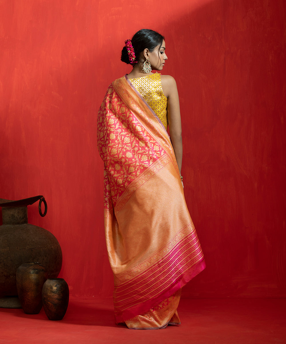 Handloom_Pink_And_Orange_Dual_Tone_Pure_Katan_Silk_Banarasi_Saree_With_Kadhwa_Jaal_WeaverStory_03