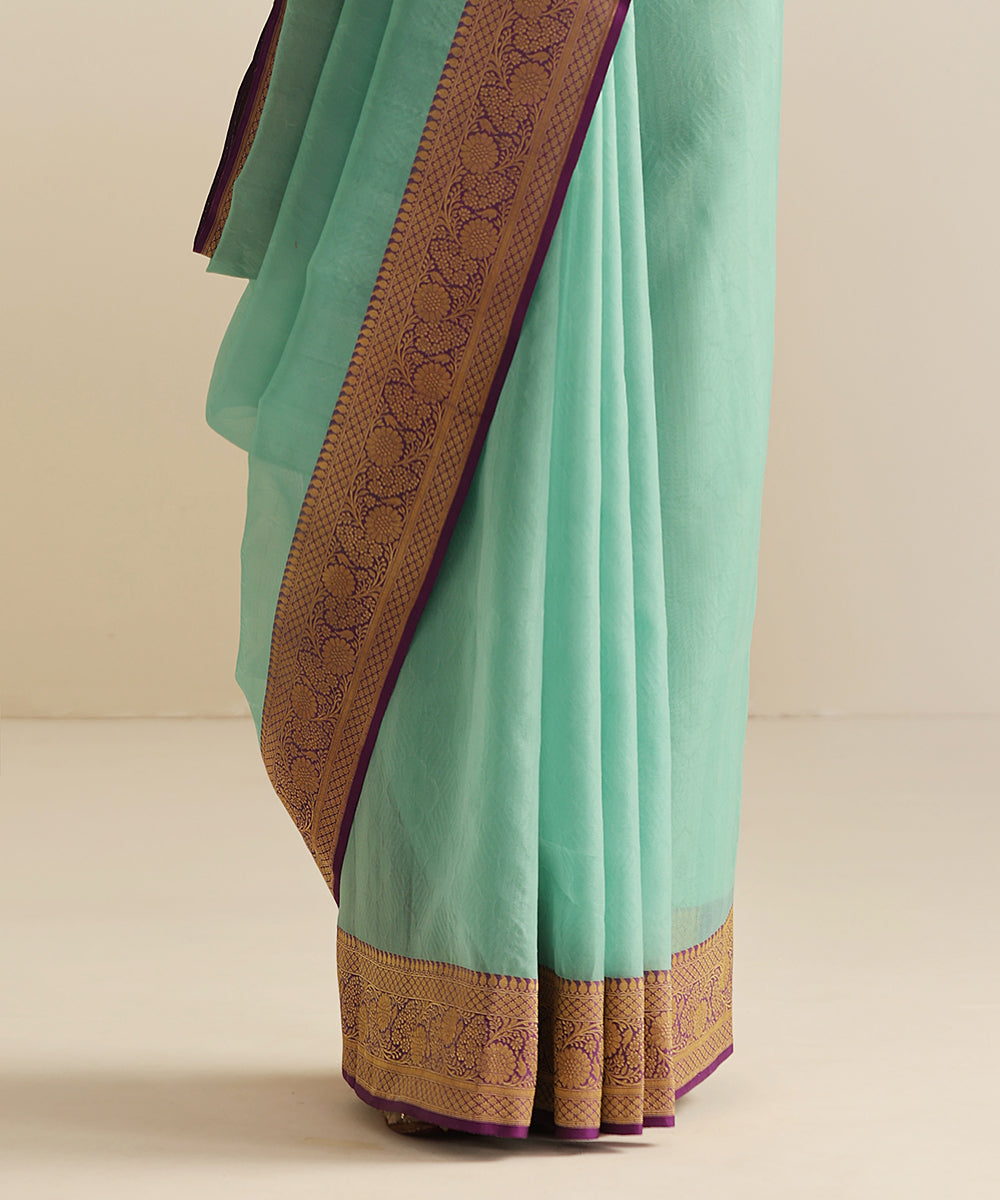 Sea_Green_Handloom_Pure_Kora_Silk_Tanchoi_Banarasi_Saree_With_Purple_Kadhwa_Border_WeaverStory_04