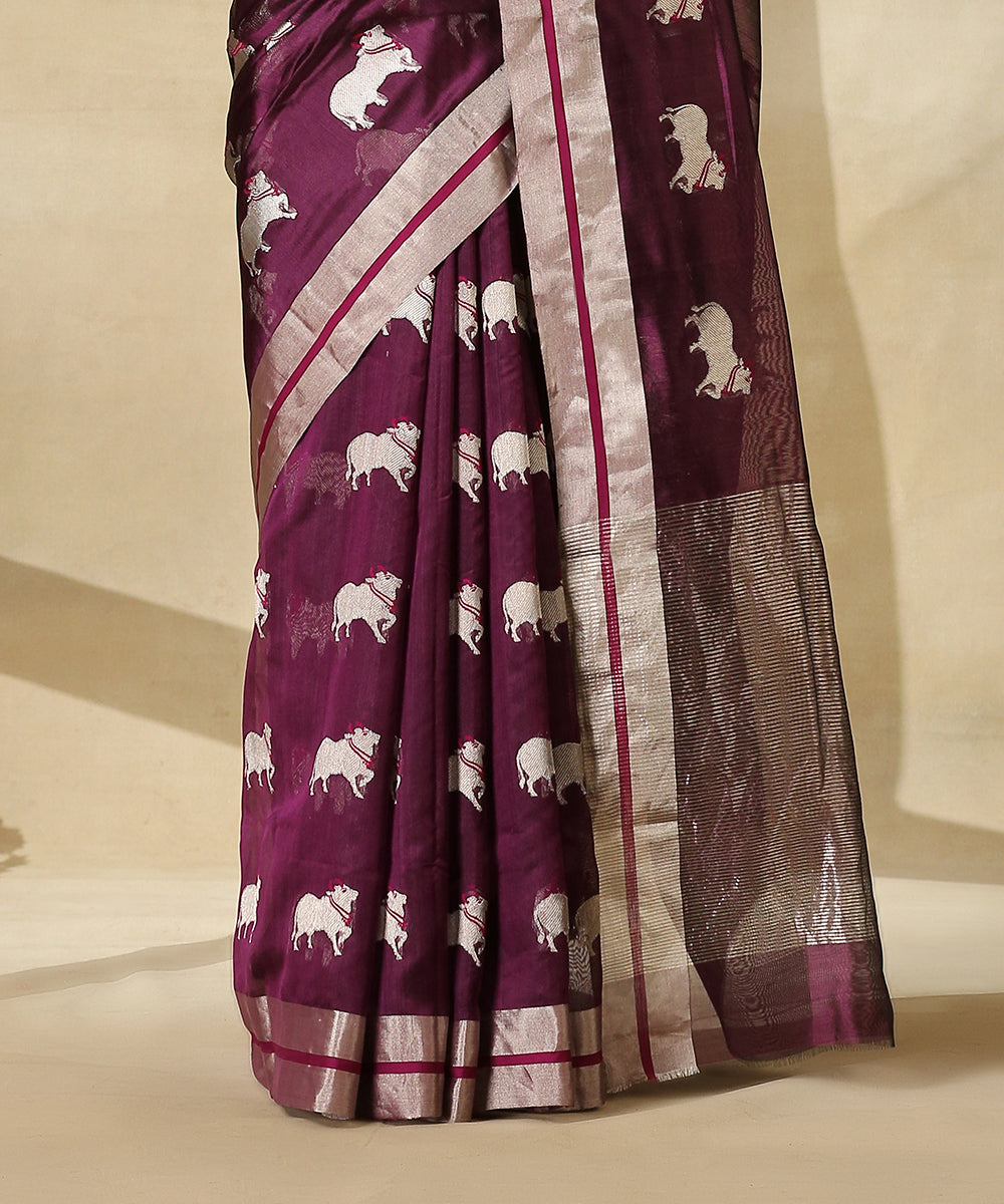 Wine_Handloom_Pure_Silk_Chanderi_Saree_With_Eknaliya_Nandi_Motifs_WeaverStory_04