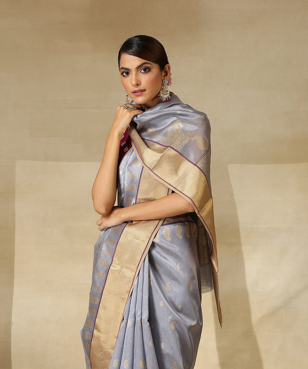 Handloom_Blue_And_Grey_Pure_Silk_Chanderi_Saree_With_Paisley_Border_WeaverStory_01