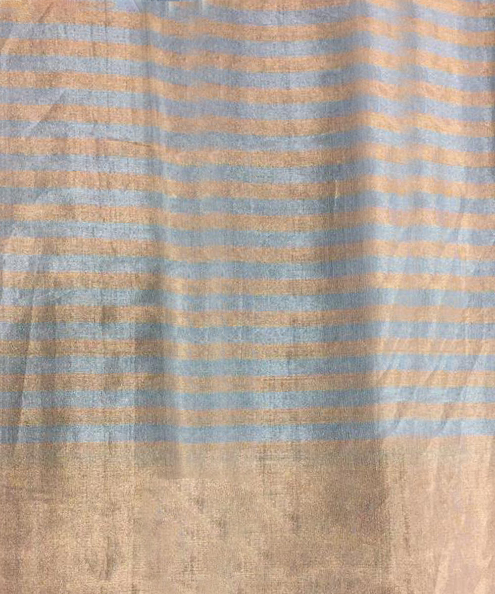 Gold_And_Silver_Handloom_Tissue_Chanderi_Saree_With_Broad_Stripes_WeaverStory_05