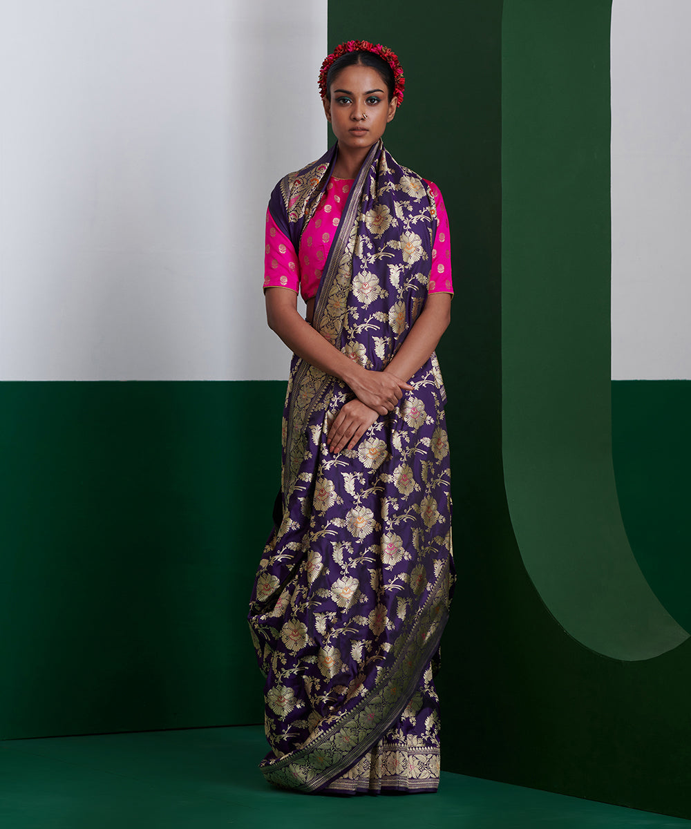 Handloom_Dark_Purple_Pure_Katan_Silk_Banarasi_Saree_With_Hibisicus_Flower_Motifs_WeaverStory_02