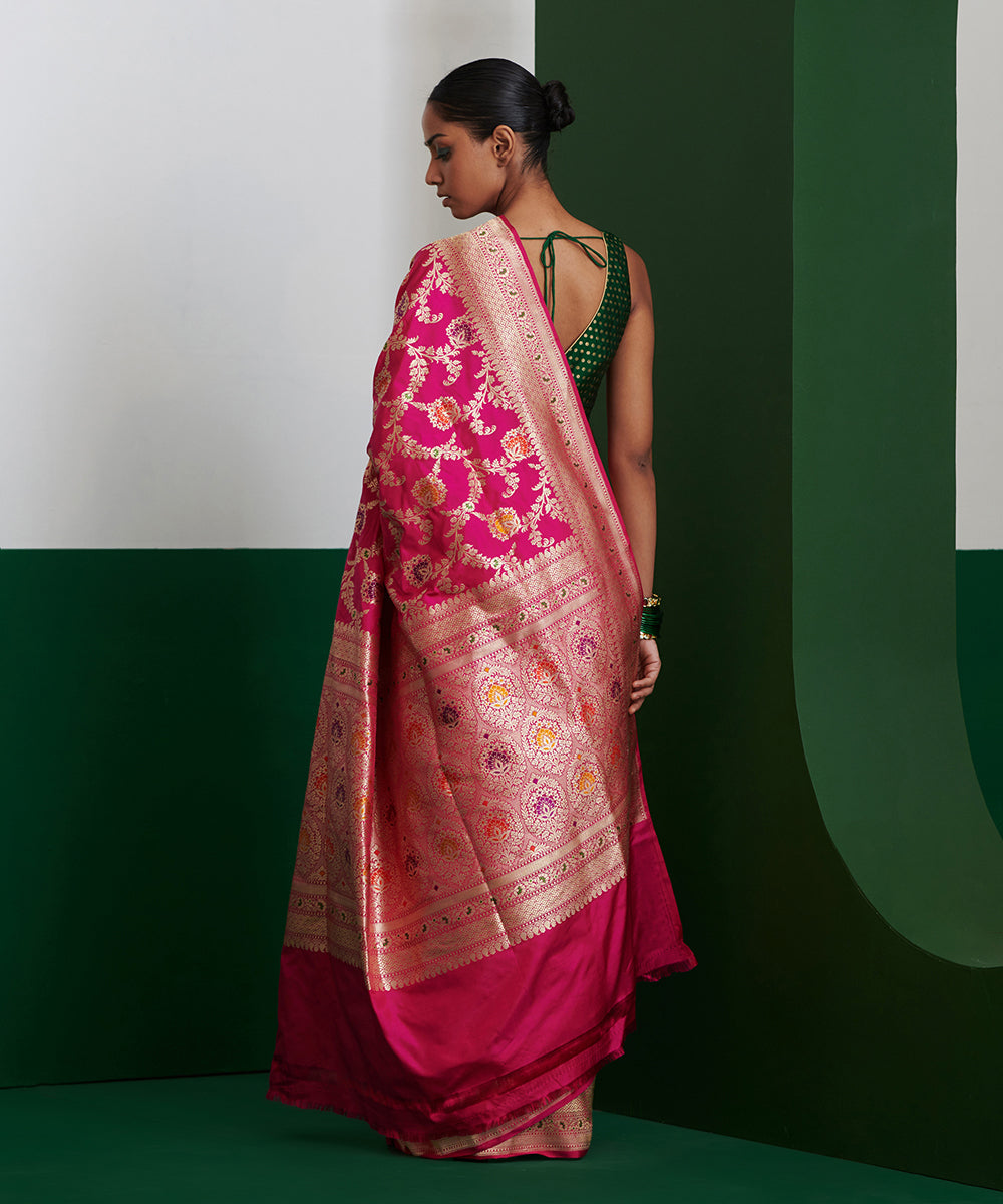 Rani_Pink_Handloom_Pure_Katan_Silk_Banarasi_Jangla_Saree_With_Meenakari_WeaverStory_03