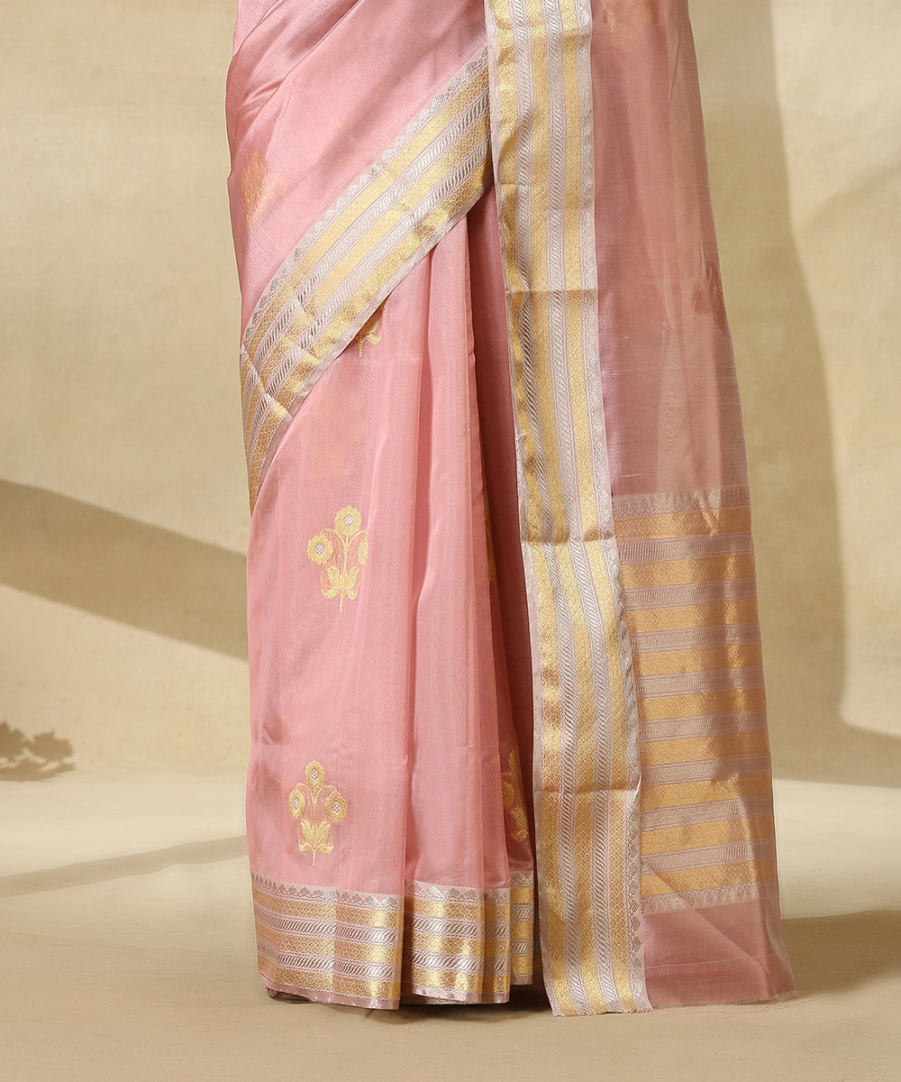 Rose_Pink_Handloom_Pure_Chanderi_Silk_Saree_With_Three_Flower_Motif_And_Sona_Rupa_Zari_Border_WeaverStory_04