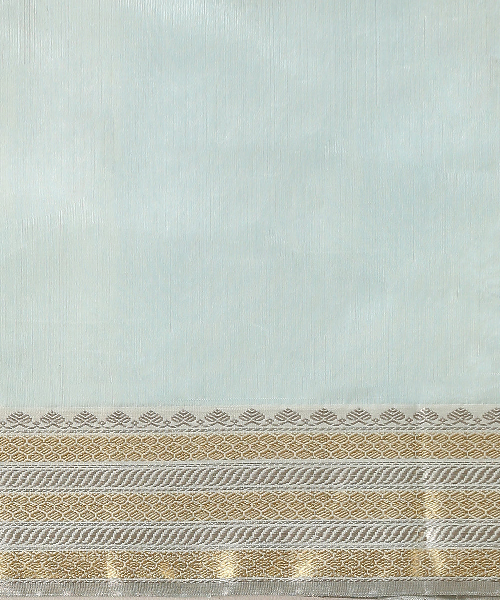 Handloom_Powder_Blue_Pure_Chanderi_Silk_Saree_With_Three_Flower_Motif_And_Sona_Rupa_Zari_Border_WeaverStory_05