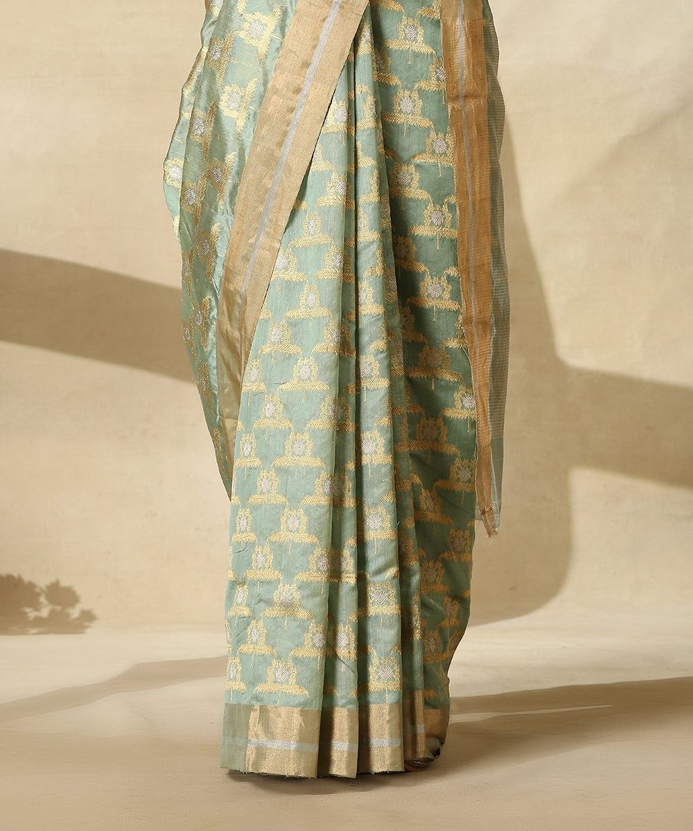 Light_Green_Handloom_Pure_Chanderi_Silk_Saree_With_Sunflower_Motifs_WeaverStory_04