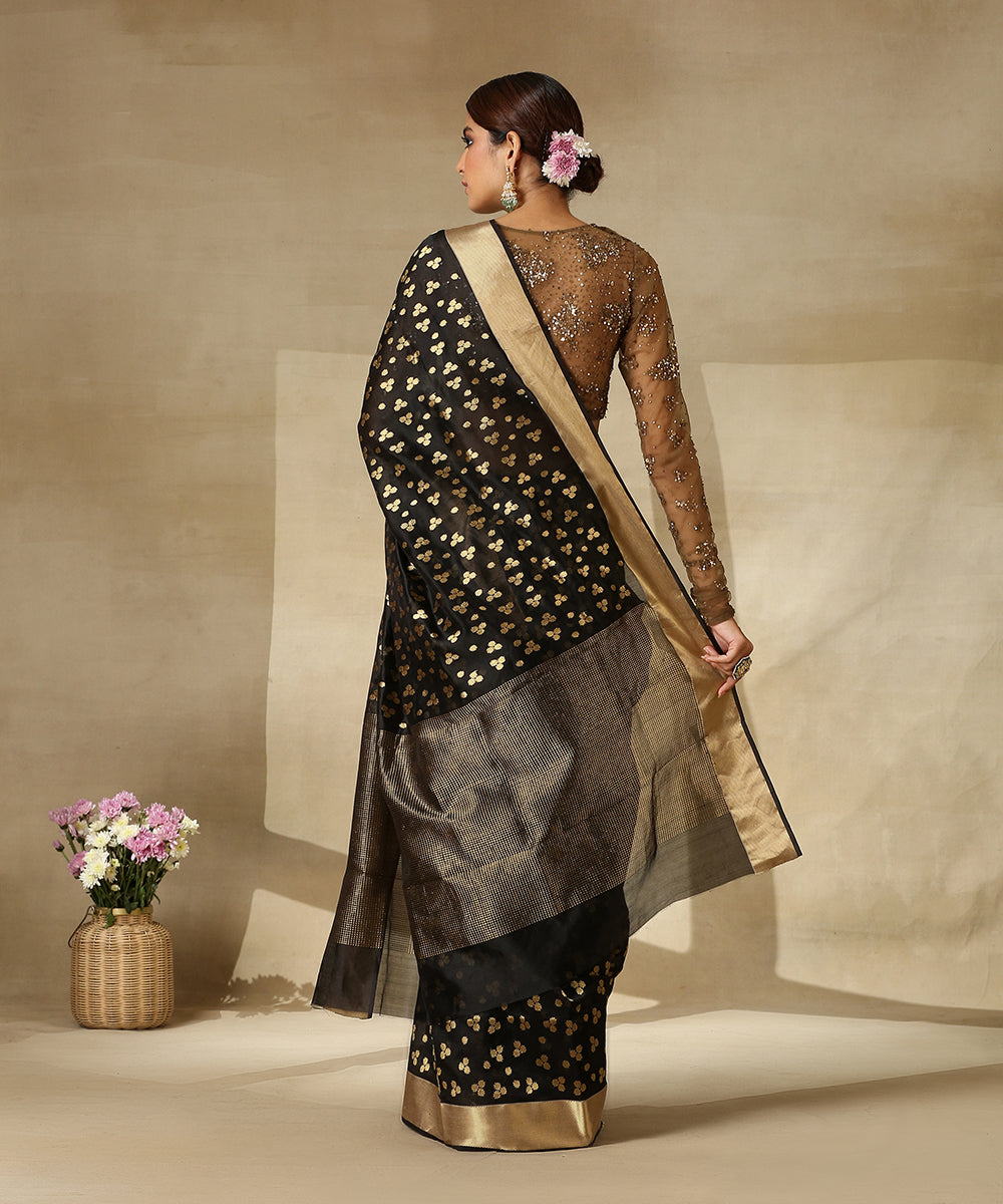 Handloom_Black_Pure_Silk_Chanderi_Saree_With_All_Over_Zari_Booti_WeaverStory_03