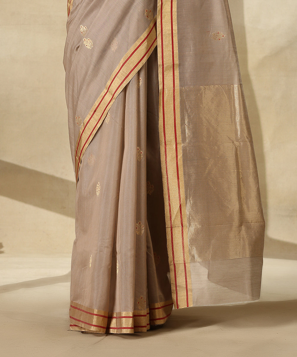 Handloom_Brown_Cotton_Silk_Chanderi_Saree_With_Gold_Zari_Booti_WeaverStory_04