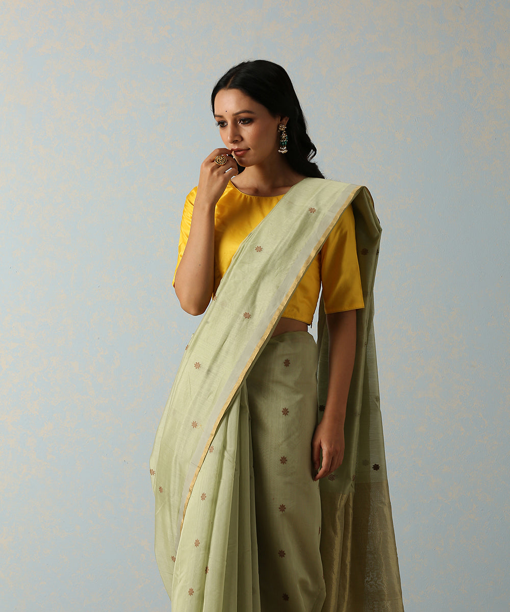 Pista_Green_Handloom_Cotton_Silk_Banarasi_Saree_With_Flower_Motifs_WeaverStory_01
