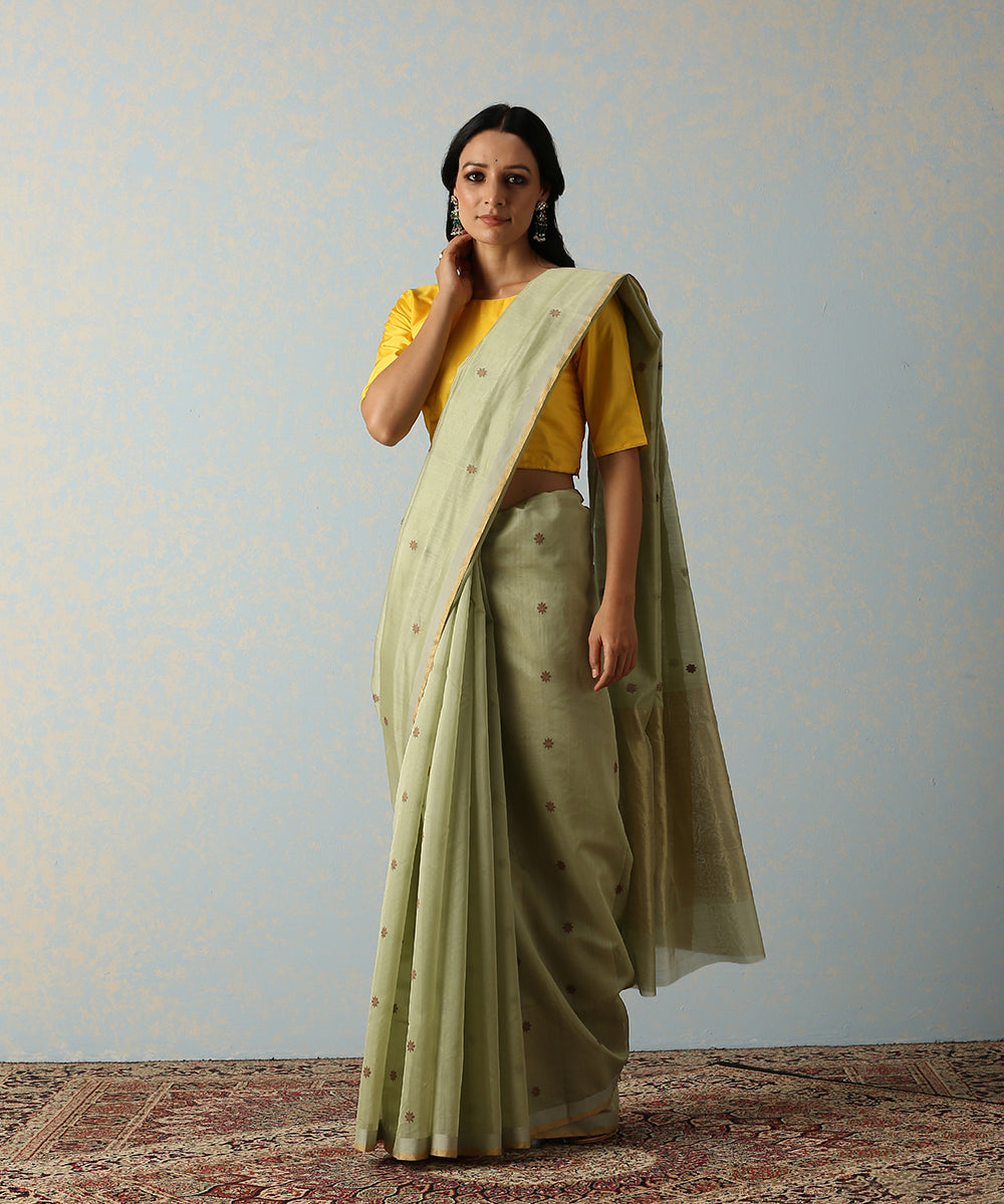 Pista_Green_Handloom_Cotton_Silk_Banarasi_Saree_With_Flower_Motifs_WeaverStory_02