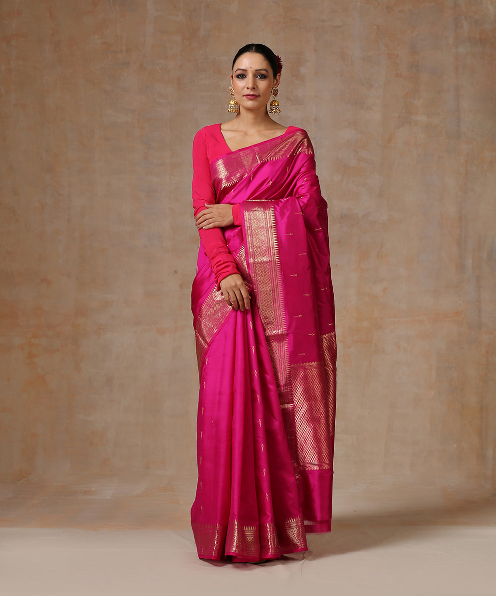 Plum_Handloom_Pure_Katan_Silk_Banarasi_Saree_With_Flower_Motifs_WeaverStory_02
