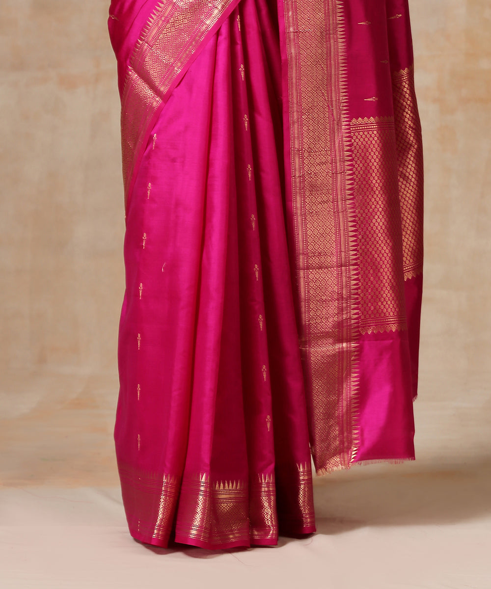 Plum_Handloom_Pure_Katan_Silk_Banarasi_Saree_With_Flower_Motifs_WeaverStory_04