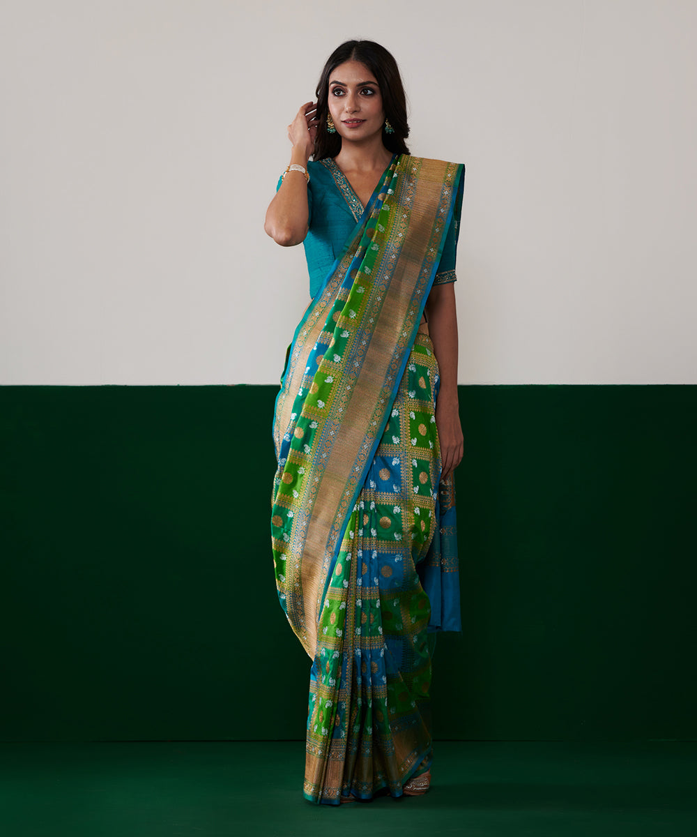Blue_And_Green_Handloom_Pure_Katan_Silk_Rangkaat_Banarasi_Saree_WeaverStory_02