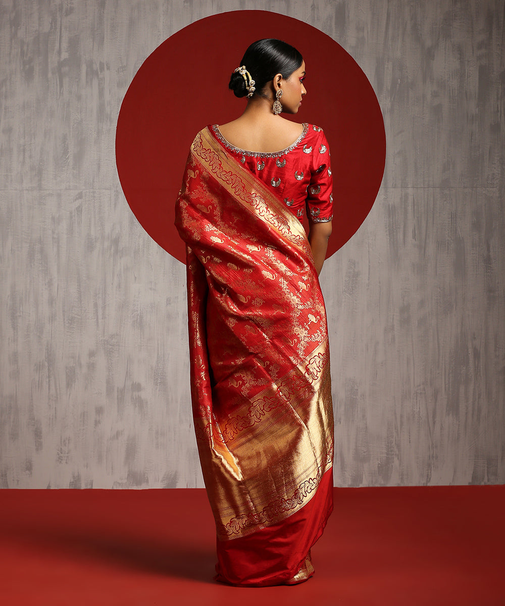 Handloom_Red_Pure_Katan_Silk_Kimkhab_Banarasi_Saree_With_Flamingo_WeaverStory_03