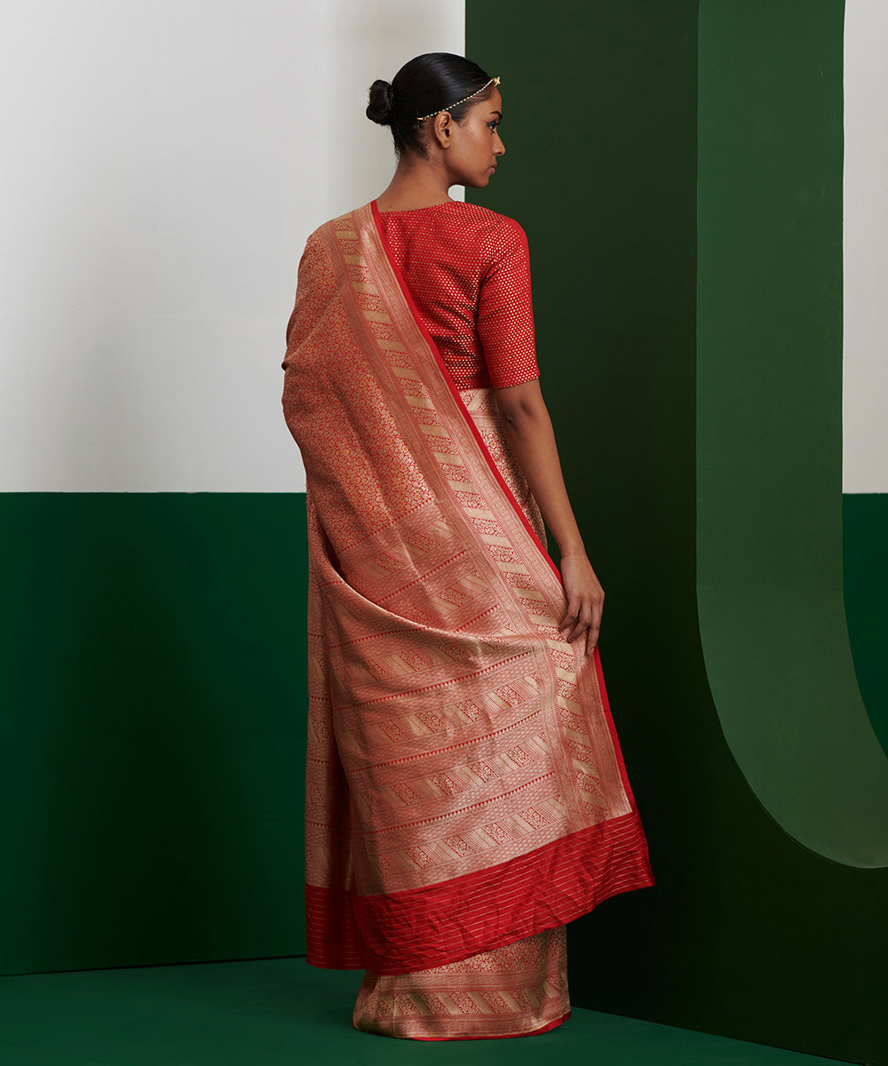 Handloom_Red_Pure_Katan_Silk_Kimkhab_Banarasi_Saree_With_Aada_Border_WeaverStory_03