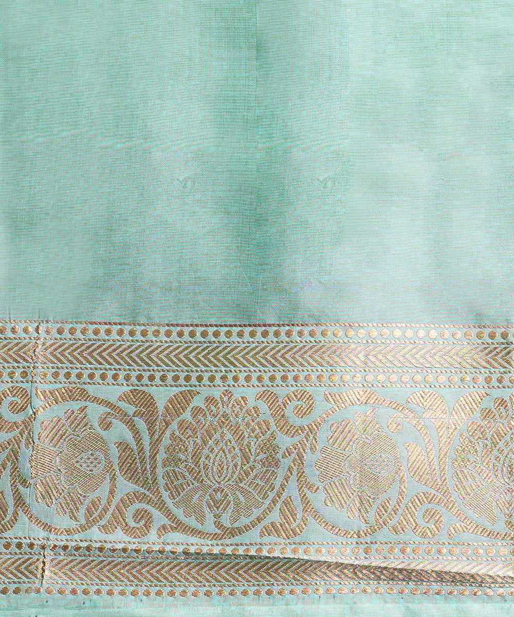 Sky_Blue_Handloom_Pure_Katan_Silk_Banarasi_Saree_With_Champagne_Zari_Jaal_WeaverStory_05
