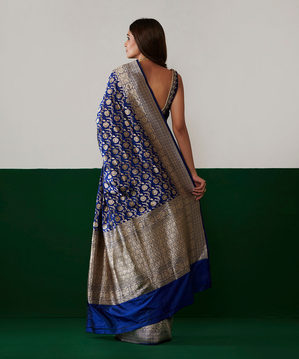Blue_Handloom_Pure_Katan_Silk_Banarasi_Saree_With_Champagne_Zari_Jaal_WeaverStory_03