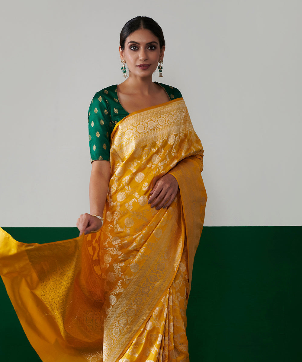 Yellow_Handloom_Pure_Katan_Silk_Banarasi_Jangla_Saree_With_Champagne_Zari_Jaal_WeaverStory_01