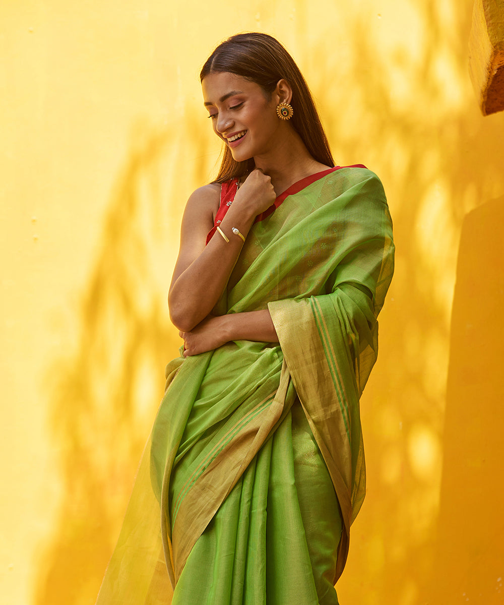 Handloom_Light_Green_Pure_Silk_Chanderi_Saree_With_Zari_Tissue_Pallu_WeaverStory_01