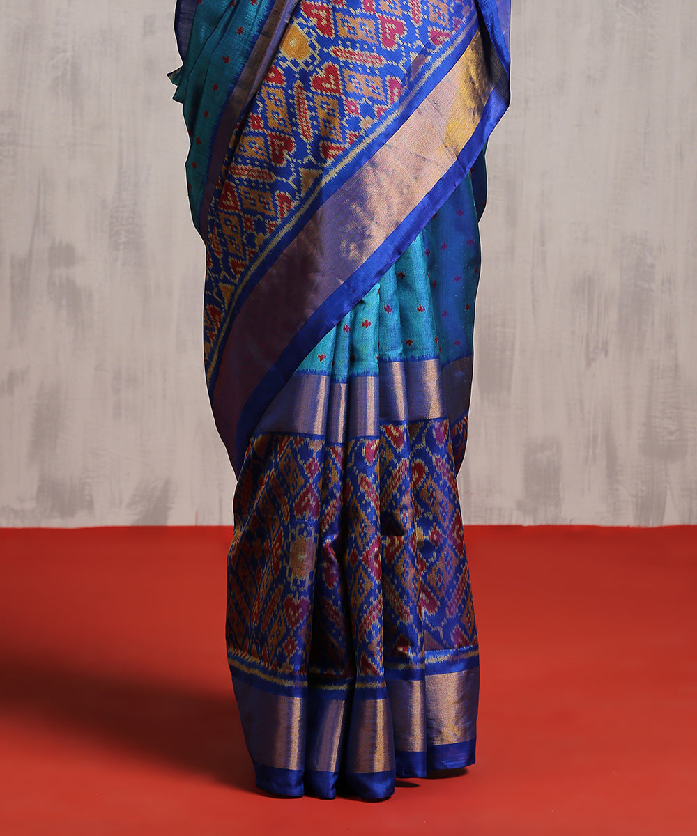 Cobalt_Blue_Handloom_Single_Ikat_Patola_Saree_With_Electric_Blue_Border_And_Pallu_WeaverStory_04