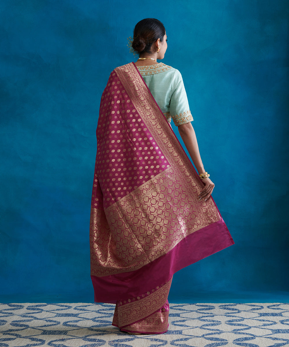 Mauve_Handloom_Pure_Katan_Silk_Banarasi_Saree_With_Cutwork_Booti_WeaverStory_03
