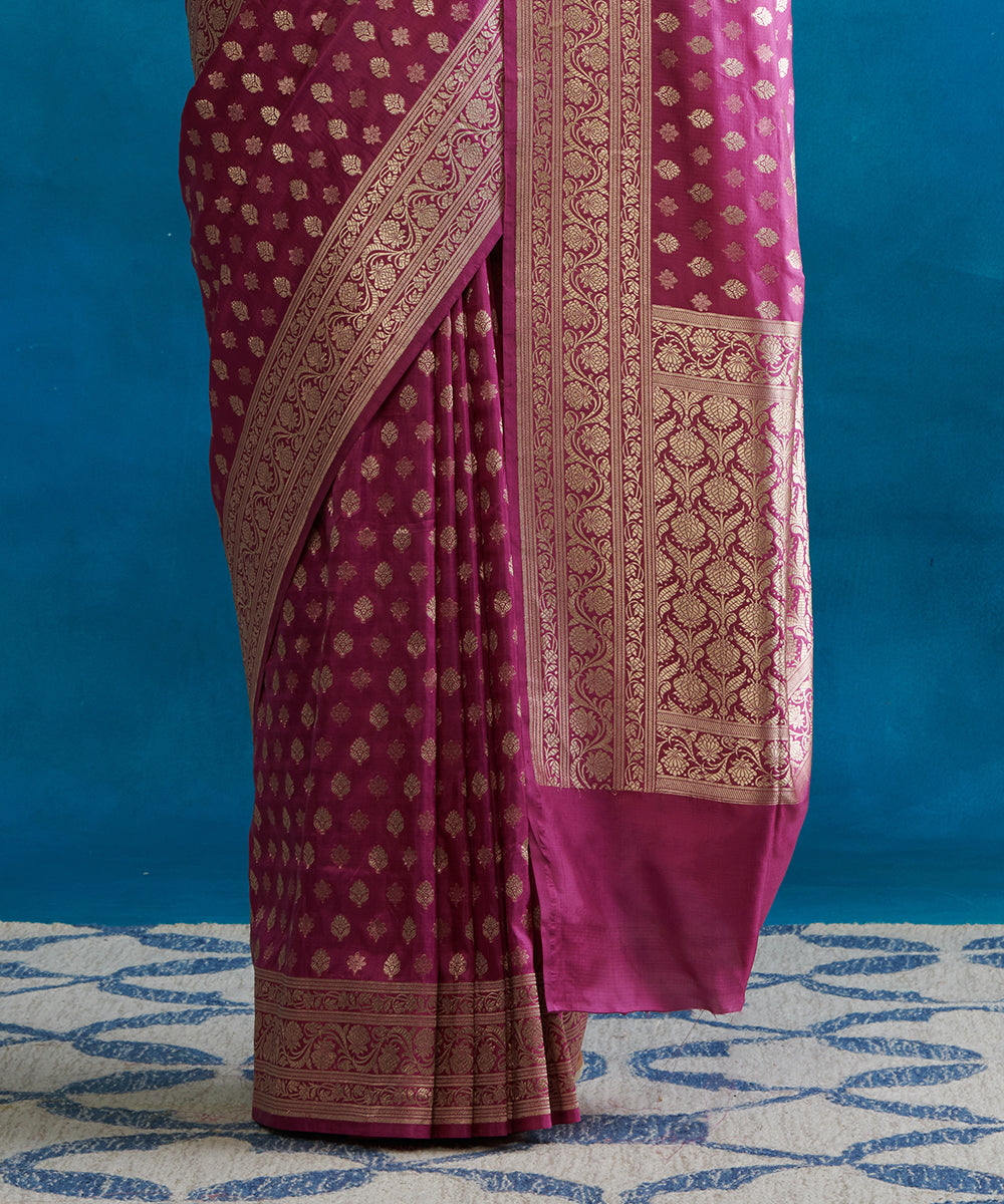 Mauve_Handloom_Pure_Katan_Silk_Banarasi_Saree_With_Cutwork_Booti_WeaverStory_04