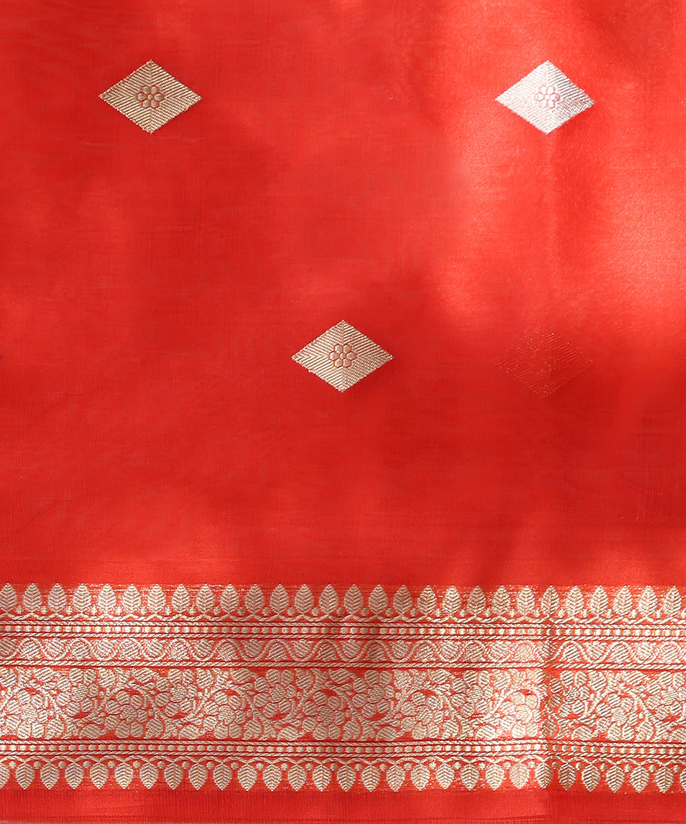 Handloom_Orange_Pure_Kora_Silk_Banarasi_Saree_With_Sona_Rupa_Zari_Booti_WeaverStory_05