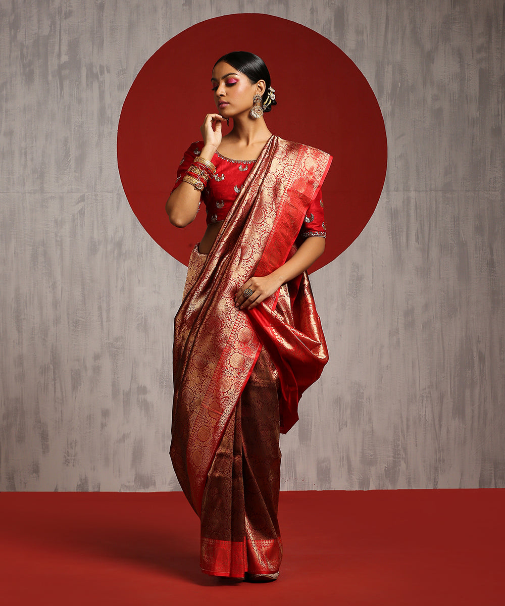 Handloom_Maroon_Pure_Katan_Silk_Kimkhab_Banarasi_Saree_With_Antique_Zari_WeaverStory_02