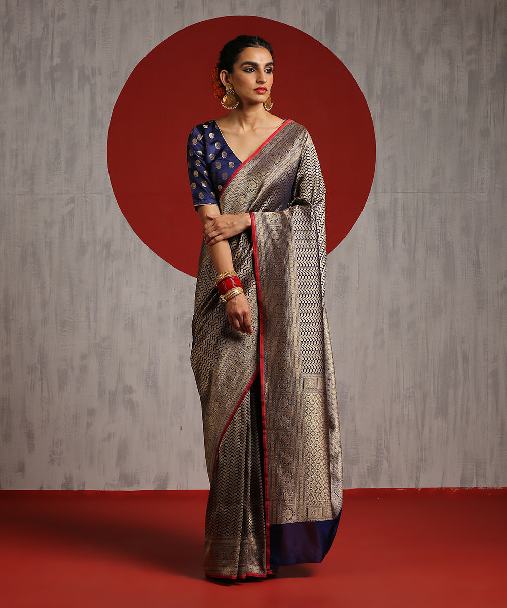 Blue_Handloom_Kimkhab_Pure_Katan_Silk_Banarasi_Saree_With_Red_Selvedge_WeaverStory_02