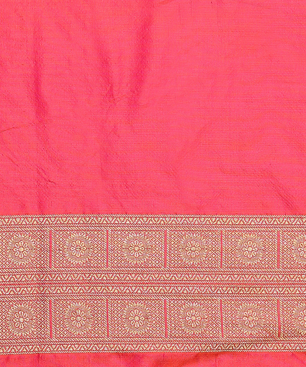 Handloom_Pink_Dual_Tone_Pure_Silk_Tissue_Kimkhab_Banarasi_Saree_With_Green_Selvedge_WeaverStory_05