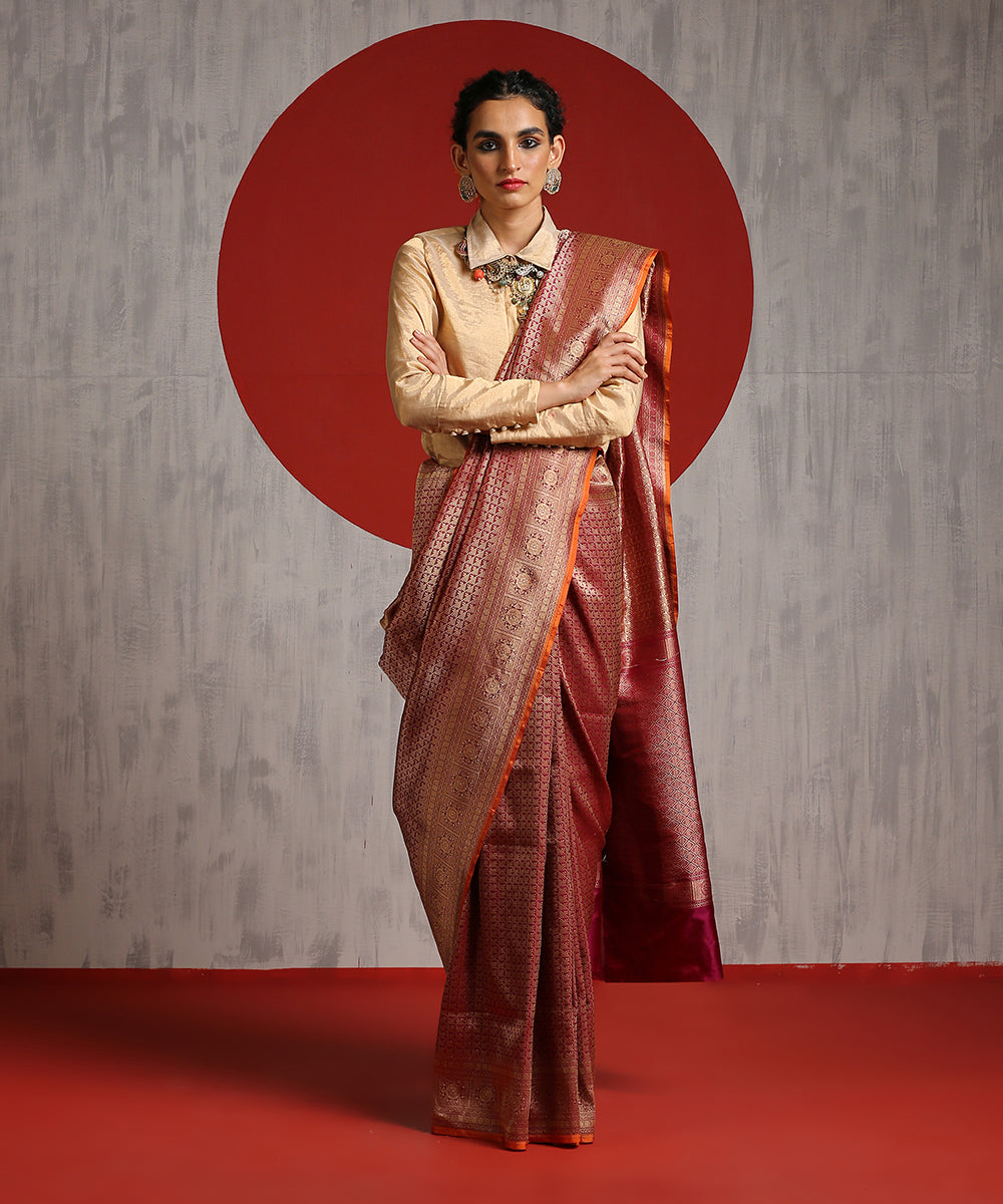 Wine_Handloom_Pure_Katan_Silk_Kimkhab_Banarasi_Saree_With_Orange_Selvedge_WeaverStory_02