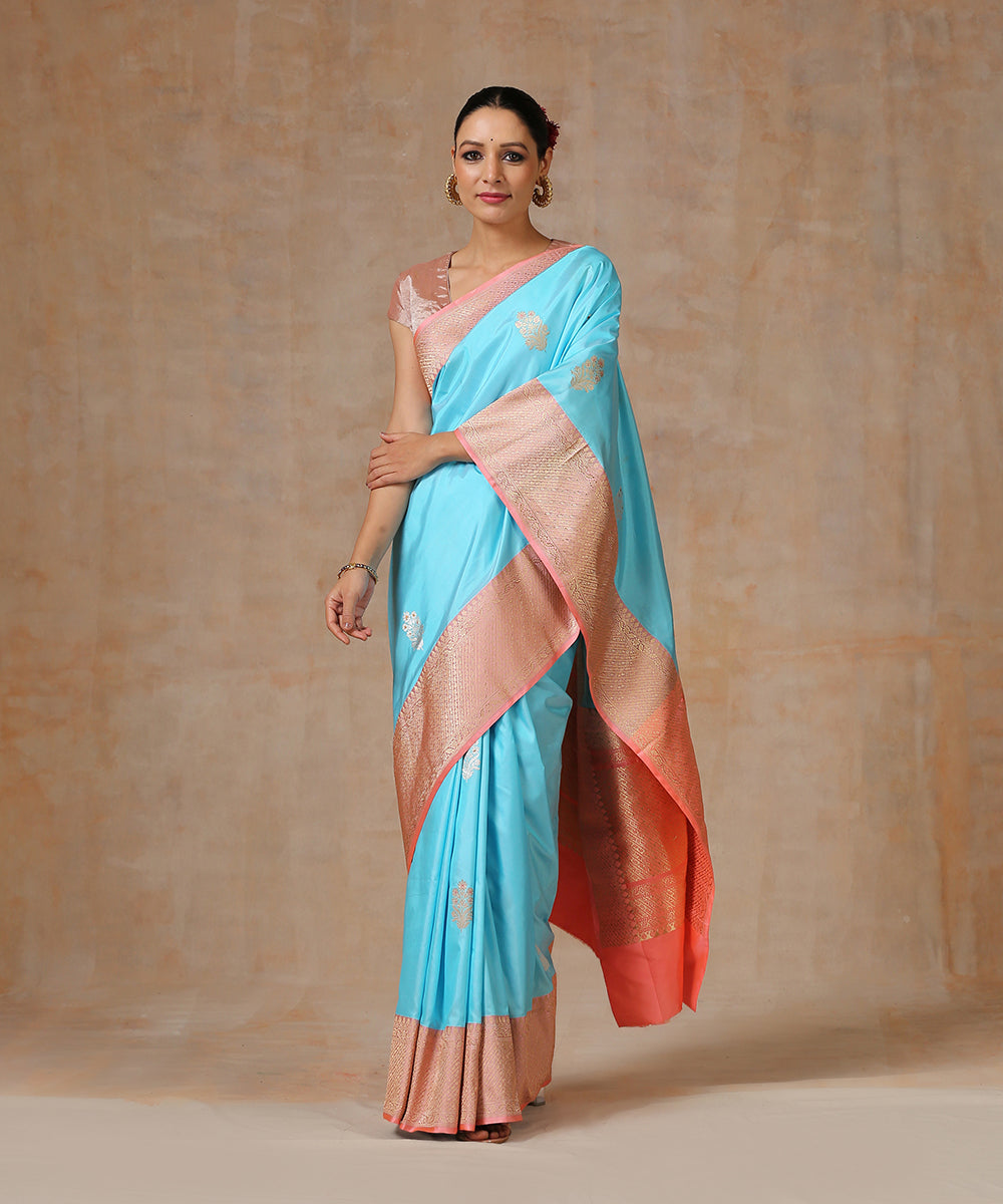 Blue_Handloom_Pure_Katan_Silk_Banarasi_Saree_With_Peach_Border_WeaverStory_02