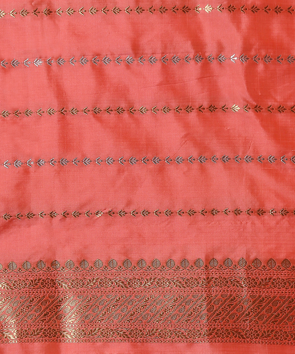 Blue_Handloom_Pure_Katan_Silk_Banarasi_Saree_With_Peach_Border_WeaverStory_05
