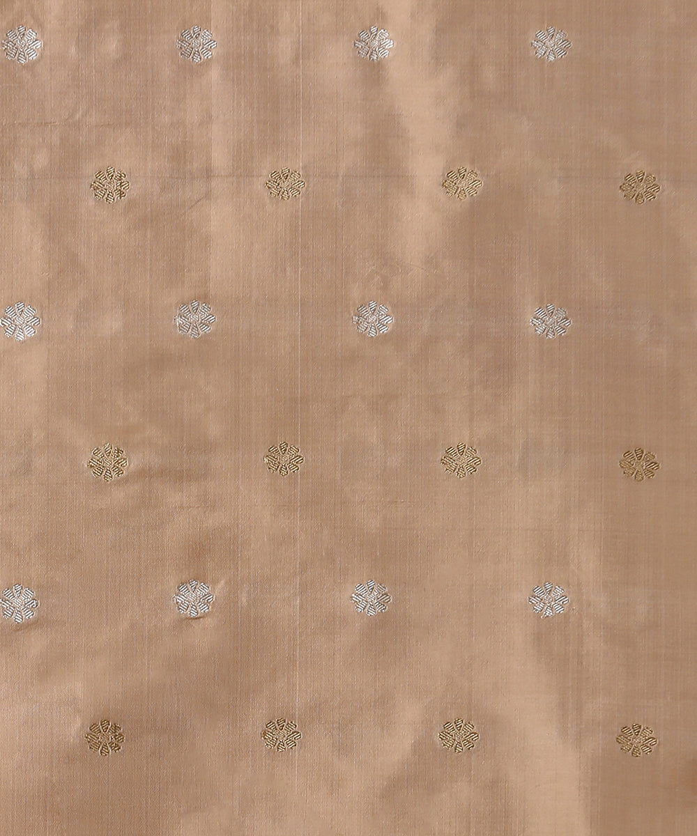 Handloom_Beige_Pure_Katan_Silk_Banarasi_Saree_With_Kadhwa_Booti_WeaverStory_05