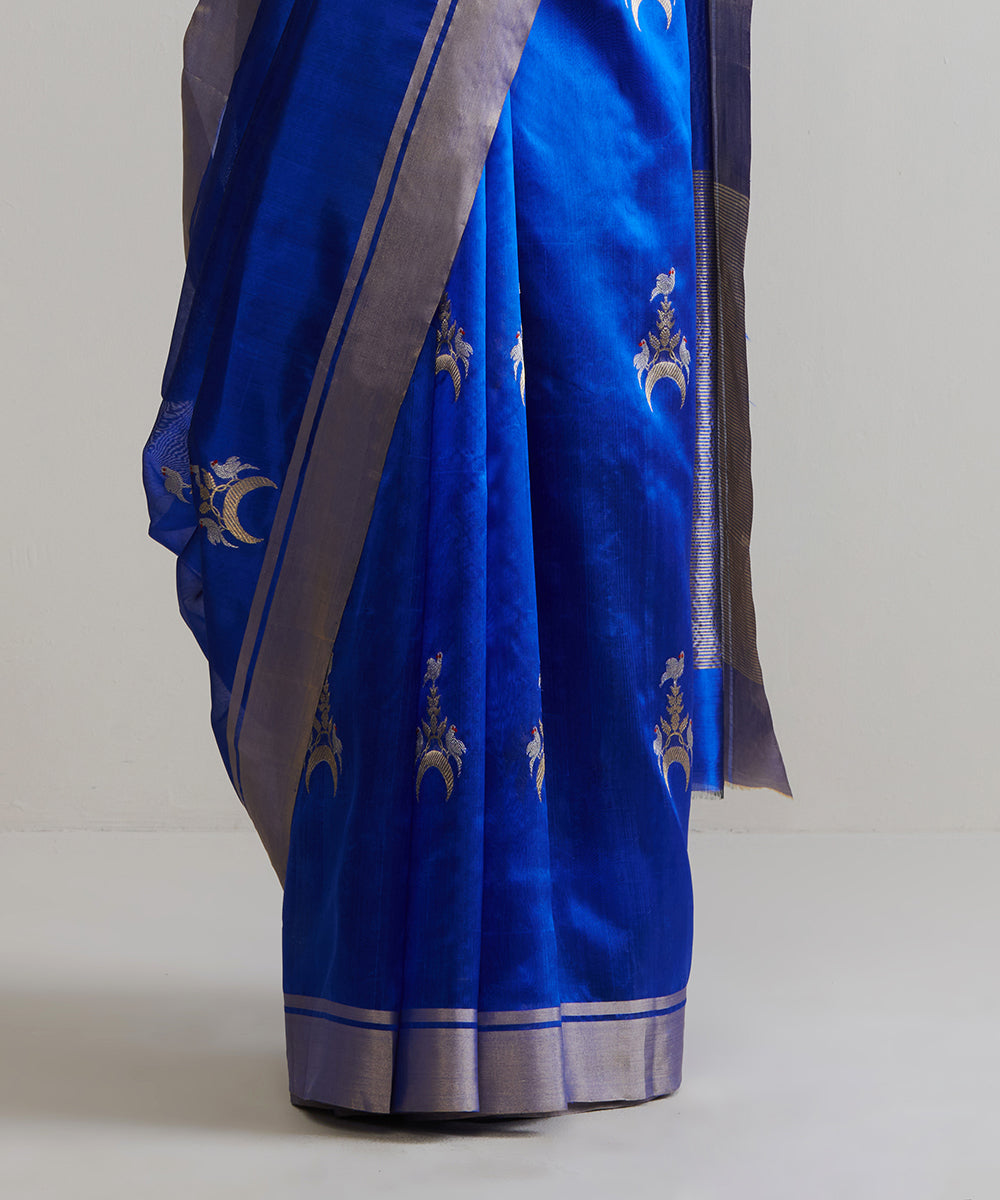 Handloom_Royal_Blue_Pure_Chanderi_Silk_Saree_With_Gold_And_Silver_Zari_Bird_Motif_WeaverStory_04