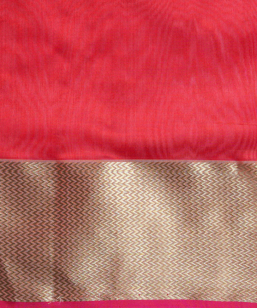Handloom_Red_Pure_Chanderi_Silk_Saree_With_Nakshi_Border_WeaverStory_05