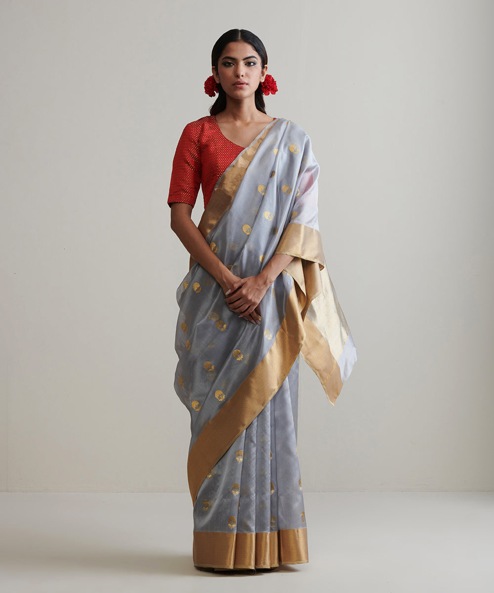 Grey_Handloom_Pure_Chanderi_Silk_Saree_With_Nakshi_Gold_Border_WeaverStory_02