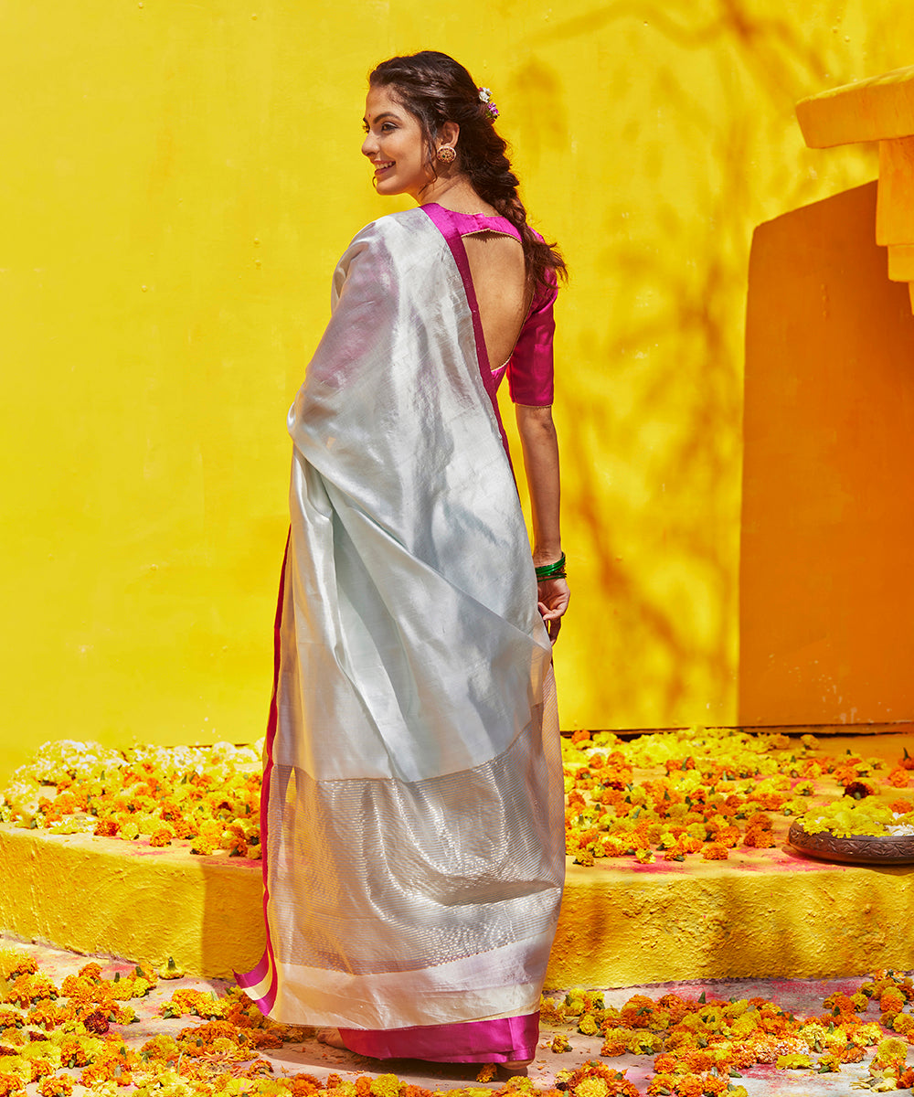 Handloom_Sky_Blue_Pure_Chanderi_Saree_With_Plain_Mashroo_Border_WeaverStory_03
