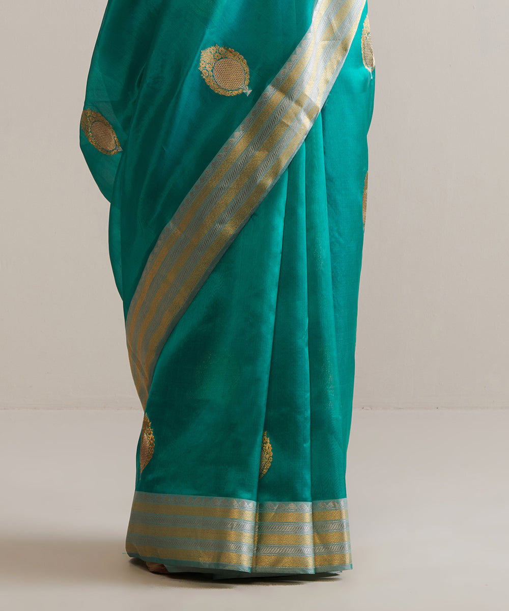 Teal_Handloom_Pure_Chanderi_Silk_Saree_With_Nakshi_Border_And_Anardana_Booti_WeaverStory_04