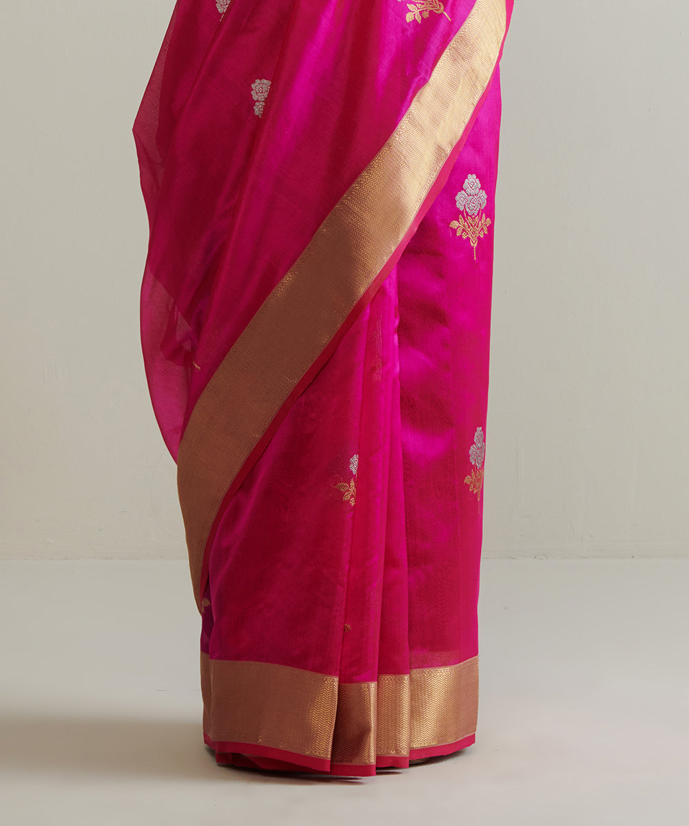 Rani_Pink_Handloom_Pure_Chanderi_Silk_Saree_With_Nakshi_Border_And_Gulab_Booti_WeaverStory_04