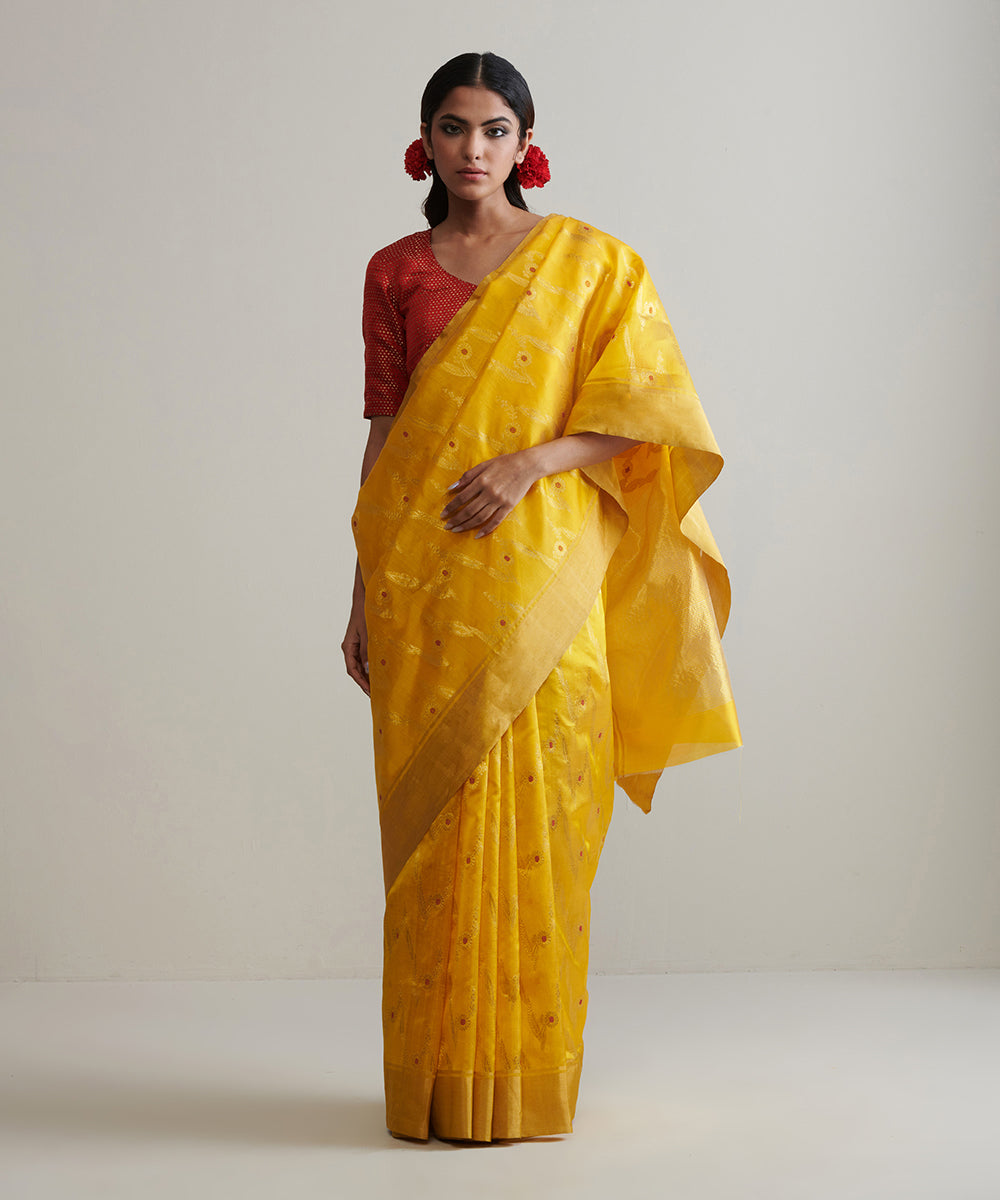 Mustard_Yellow_Handloom_Pure_Chanderi_Silk_Saree_With_Zari_Jaal_WeaverStory_02