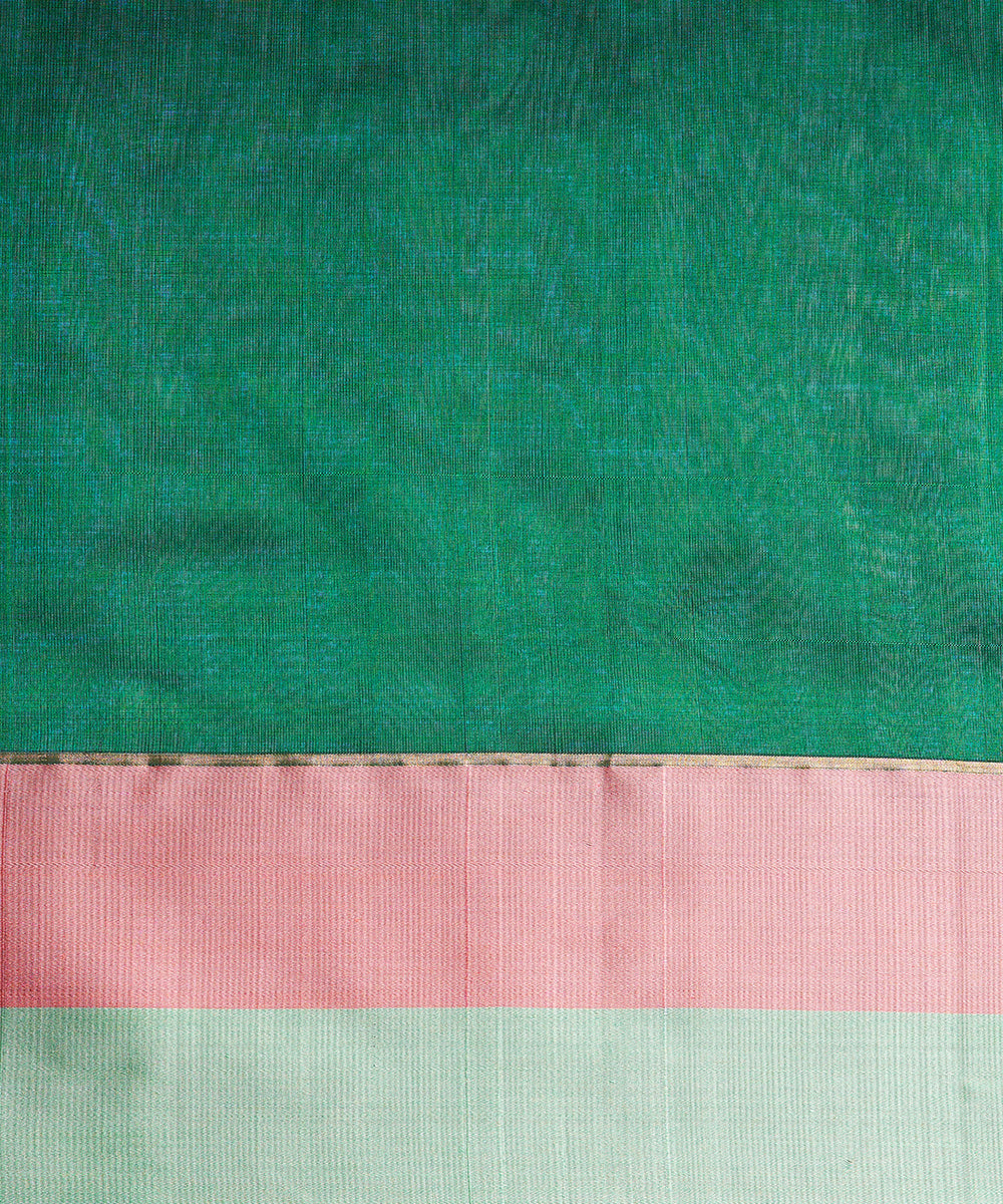 Handloom_Emerald_Green_Pure_Chanderi_Silk_Saree_With_Mashroo_Border_And_Floral_Motifs_WeaverStory_05