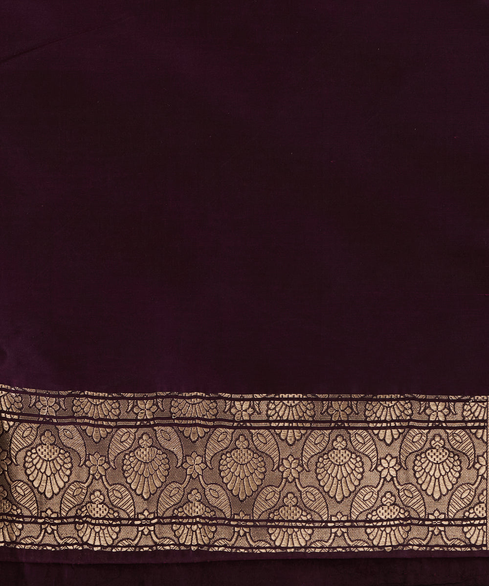 Handloom_Dark_Purple_Pure_Katan_Silk_Banarasi_Saree_With_Cutwork_Jaal_WeaverStory_05