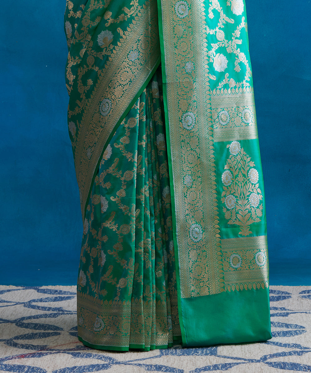 Handloom_Aqua_Green_Pure_Katan_Silk_Banarasi_Saree_With_Cutwork_Sona_Rupa_Jaal_WeaverStory_04