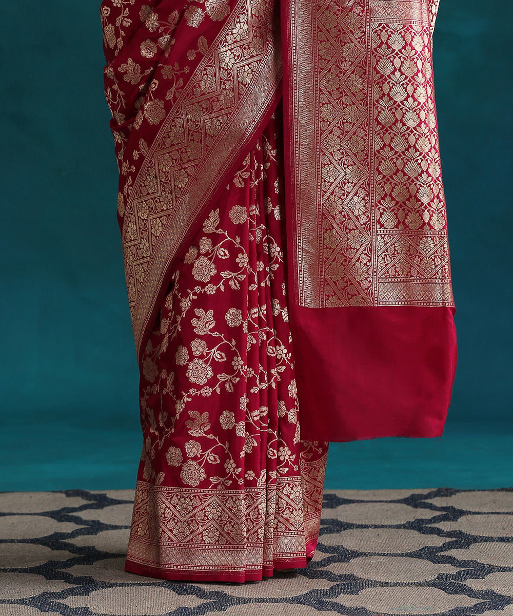 Handloom_Purple_Pure_Katan_Silk_Banarasi_Saree_With_Zari_Jaal_WeaverStory_04