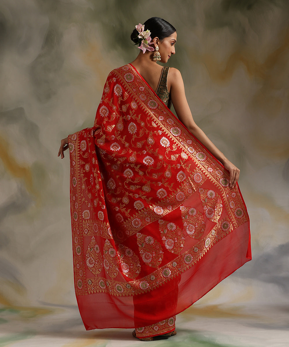 Handloom_Red_Pure_Georgette_Banarasi_Saree_With_Green_Meenakari_WeaverStory_03